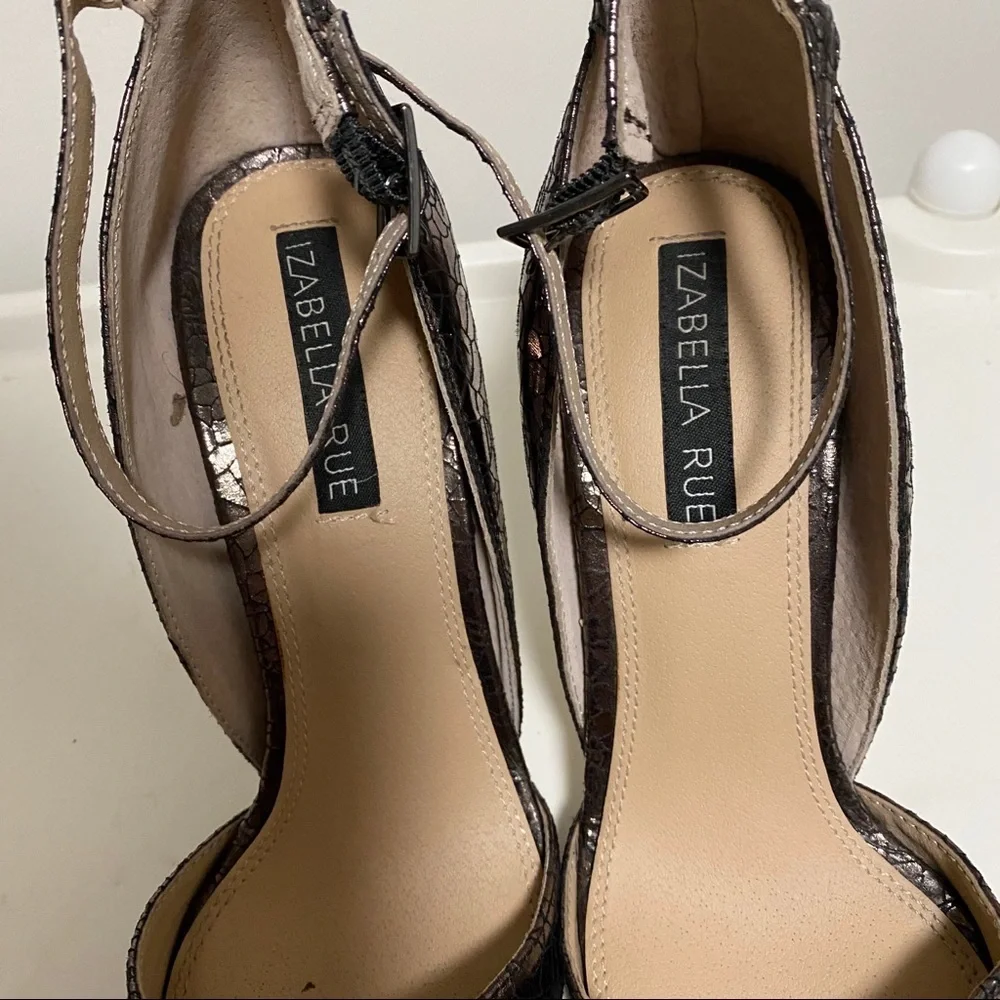 Izabella Rue faux snakeskin print heels Size 6 - Picture 5 of 5